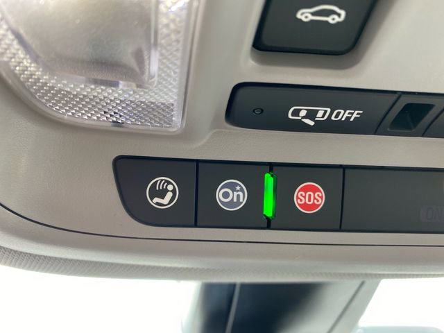 Used 2023 GMC Acadia AT4 w/ Preferred Package image 13