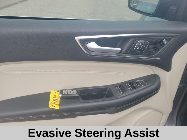 Used 2021 Ford Edge Titanium w/ Equipment Group 301A image 14