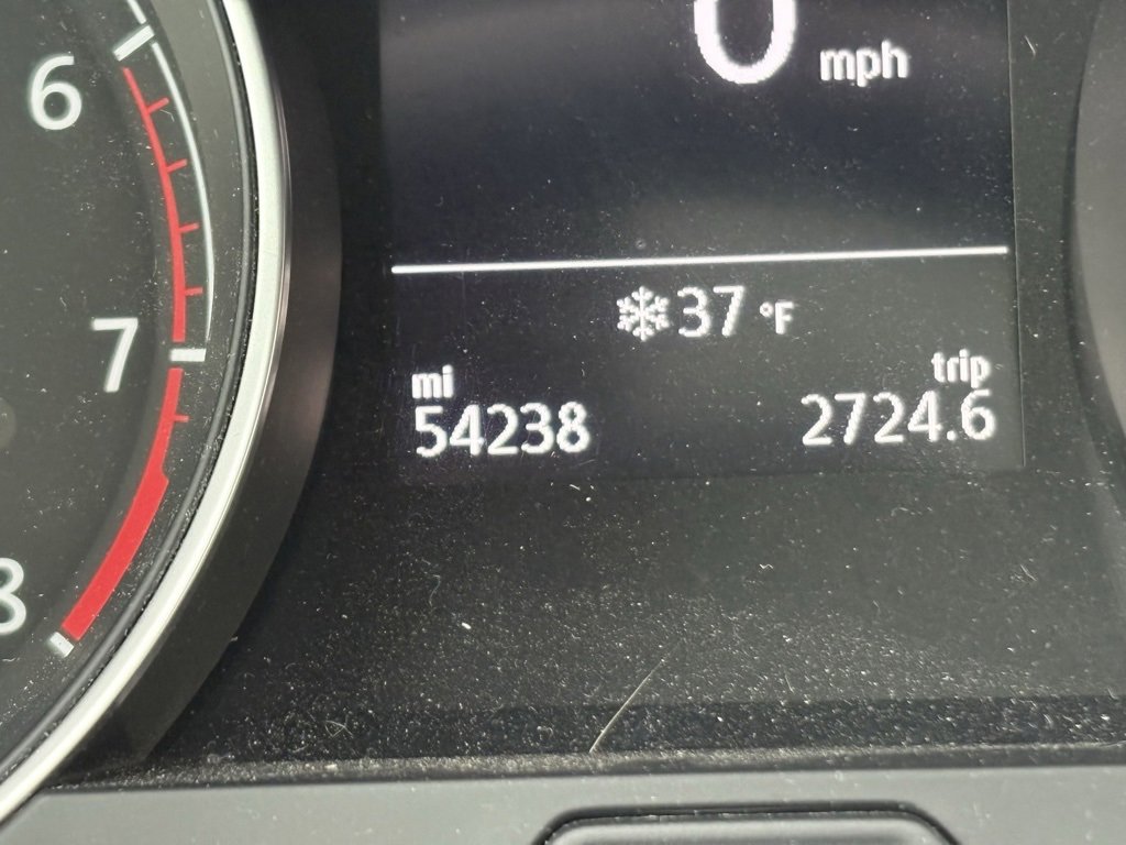 Used 2019 Volkswagen Golf SE w/ Driver Assistance Package image 18