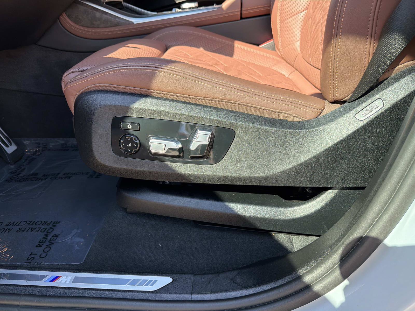 Certified 2024 BMW X7 xDrive40i w/ M Sport Package AWD/4WD image 13