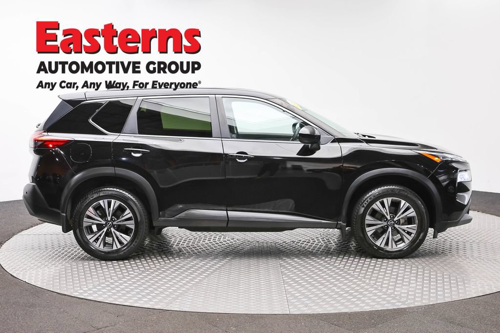 Used 2023 Nissan Rogue SV AWD/4WD image 6
