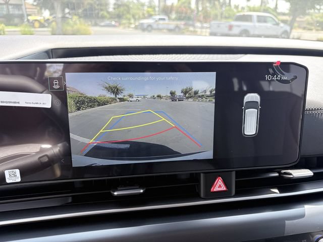 New 2026 Kia Carnival LXS FWD image 9