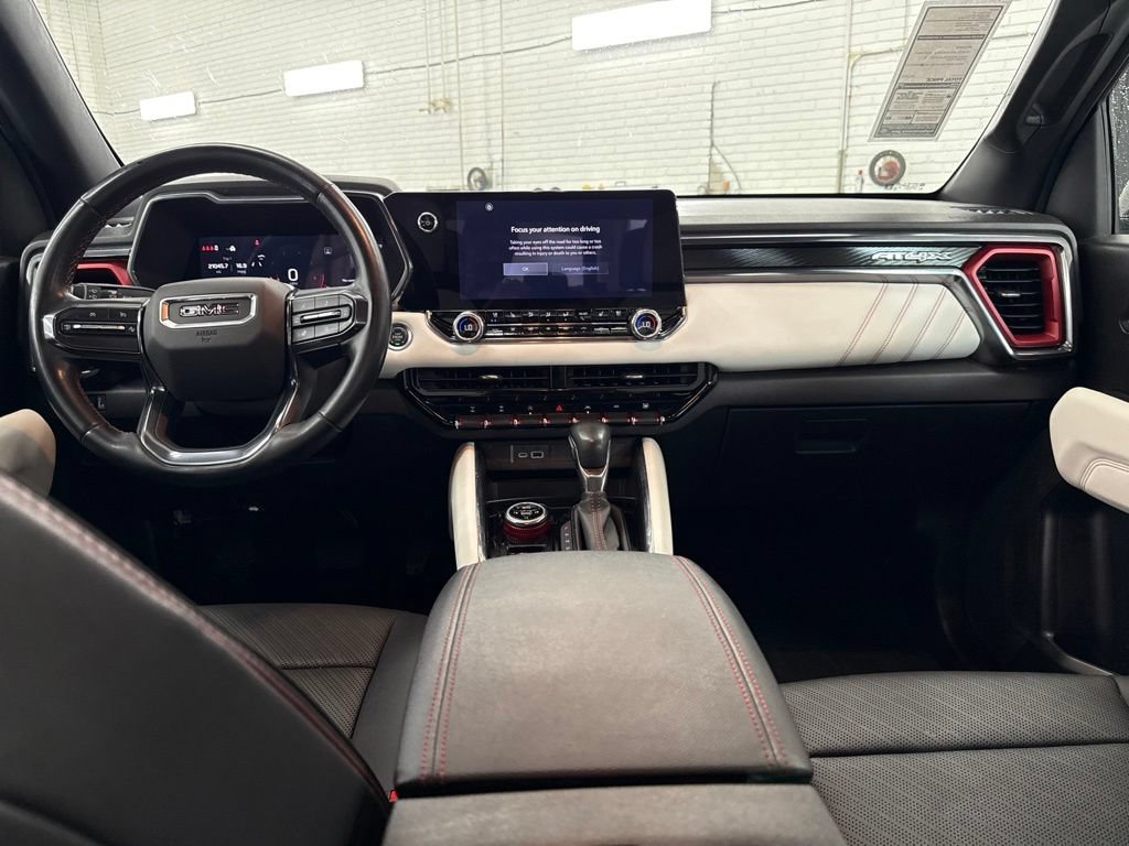 Used 2024 GMC Canyon AT4X AWD/4WD image 18