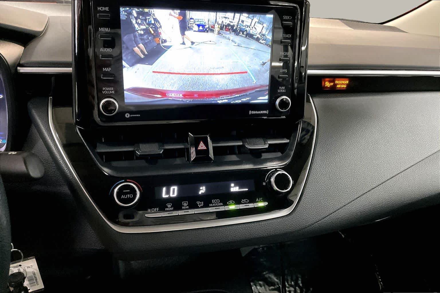 Used 2022 Toyota Corolla LE FWD image 26