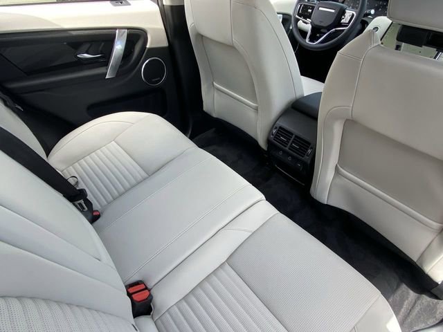 Used 2025 Land Rover Discovery Sport S image 13
