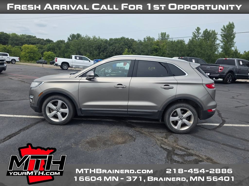 Used 2017 Lincoln MKC Premiere AWD/4WD image 5