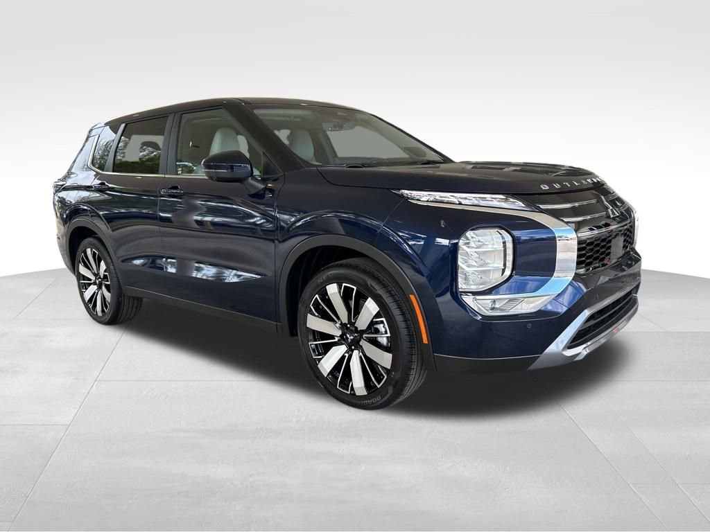 New 2026 Mitsubishi Outlander SE image 2