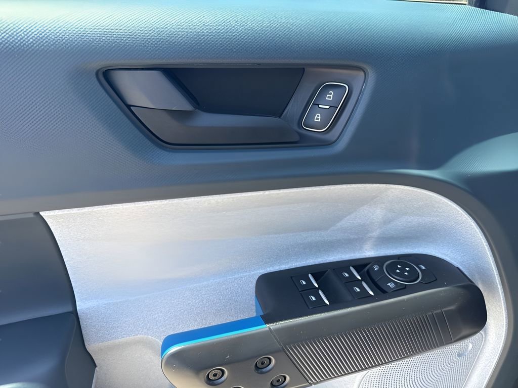 Used 2026 Ford Maverick XLT image 23