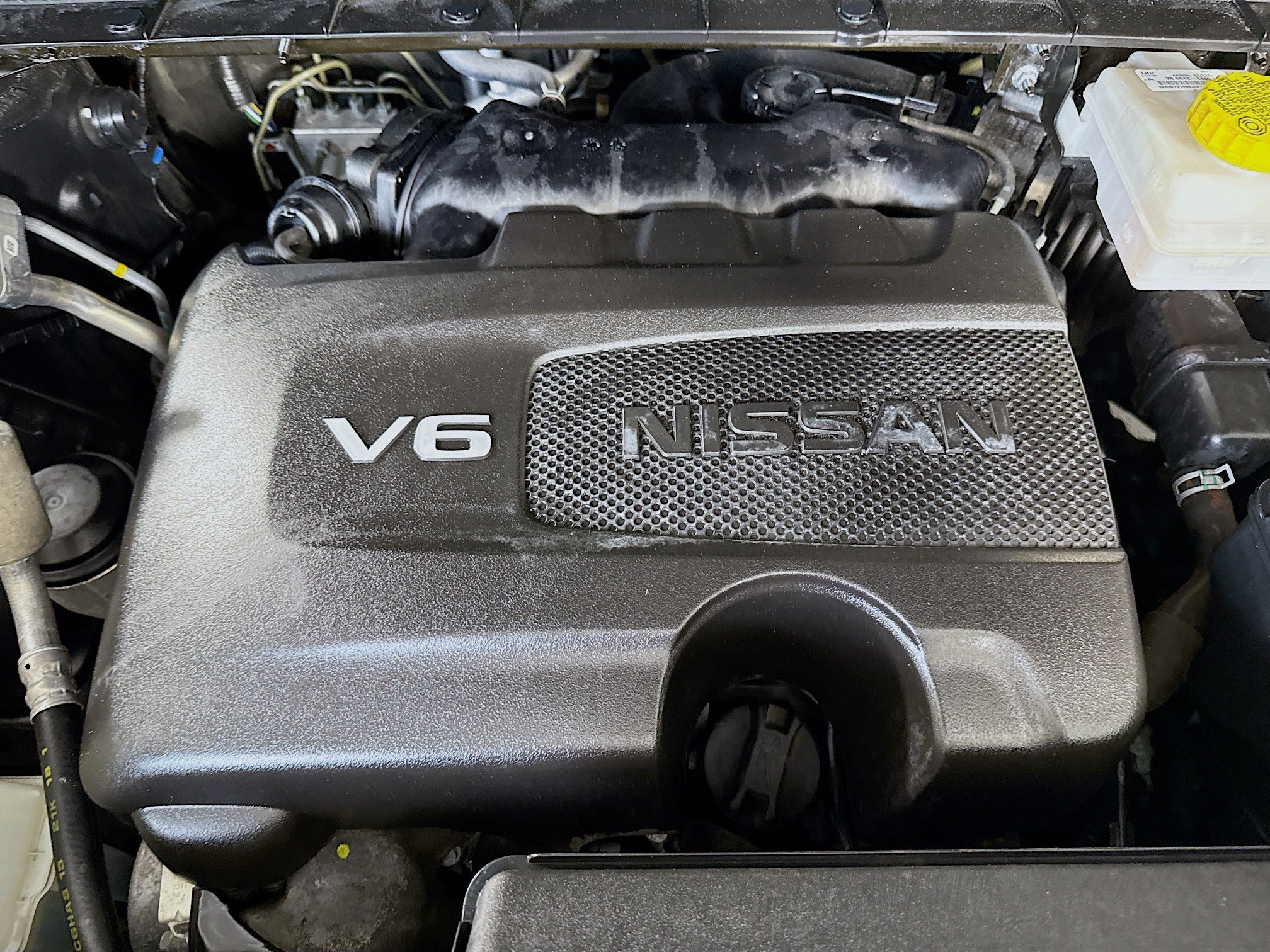 Used 2022 Nissan Pathfinder SV FWD image 39