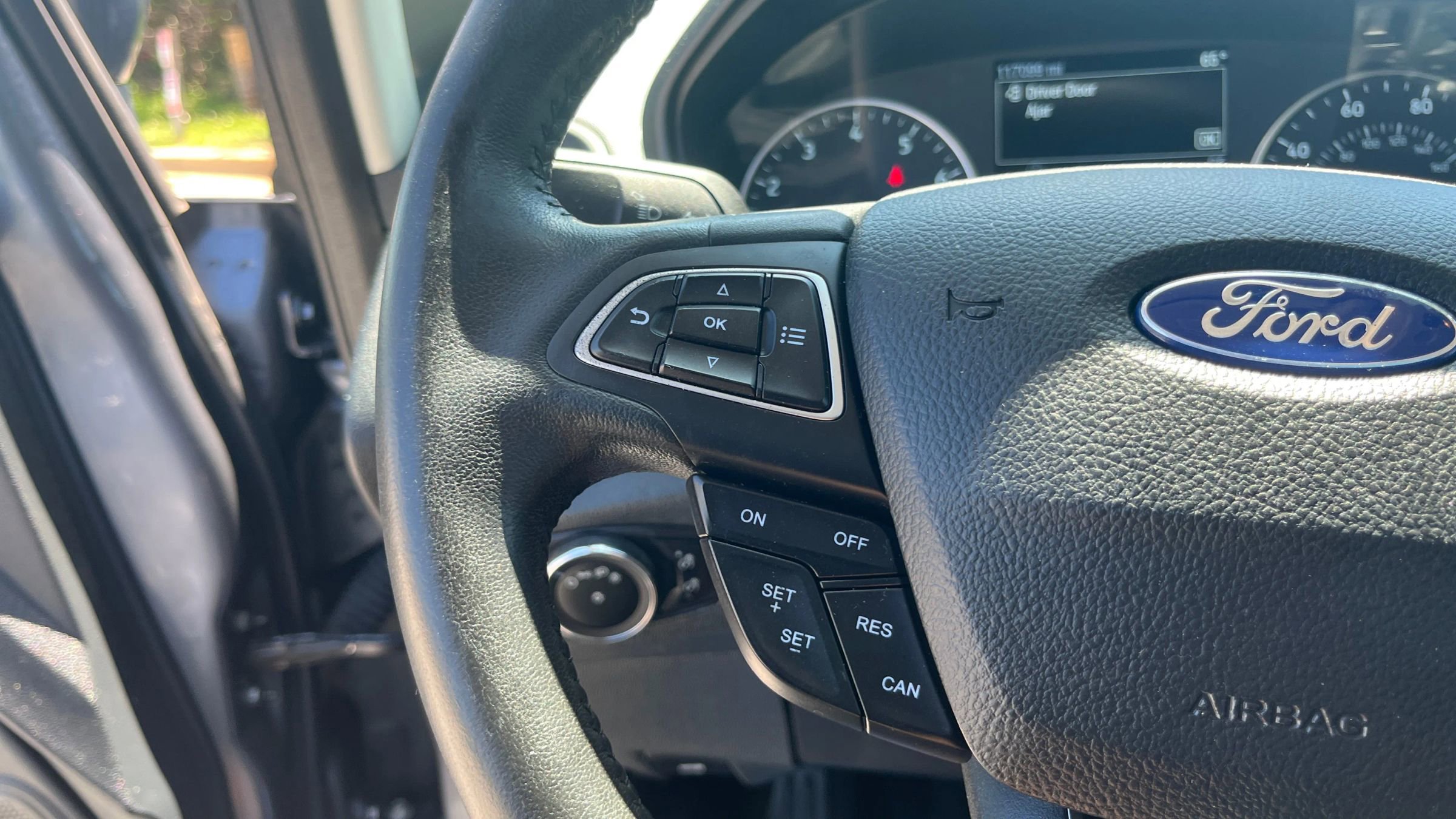 Used 2020 Ford EcoSport SE AWD/4WD image 25