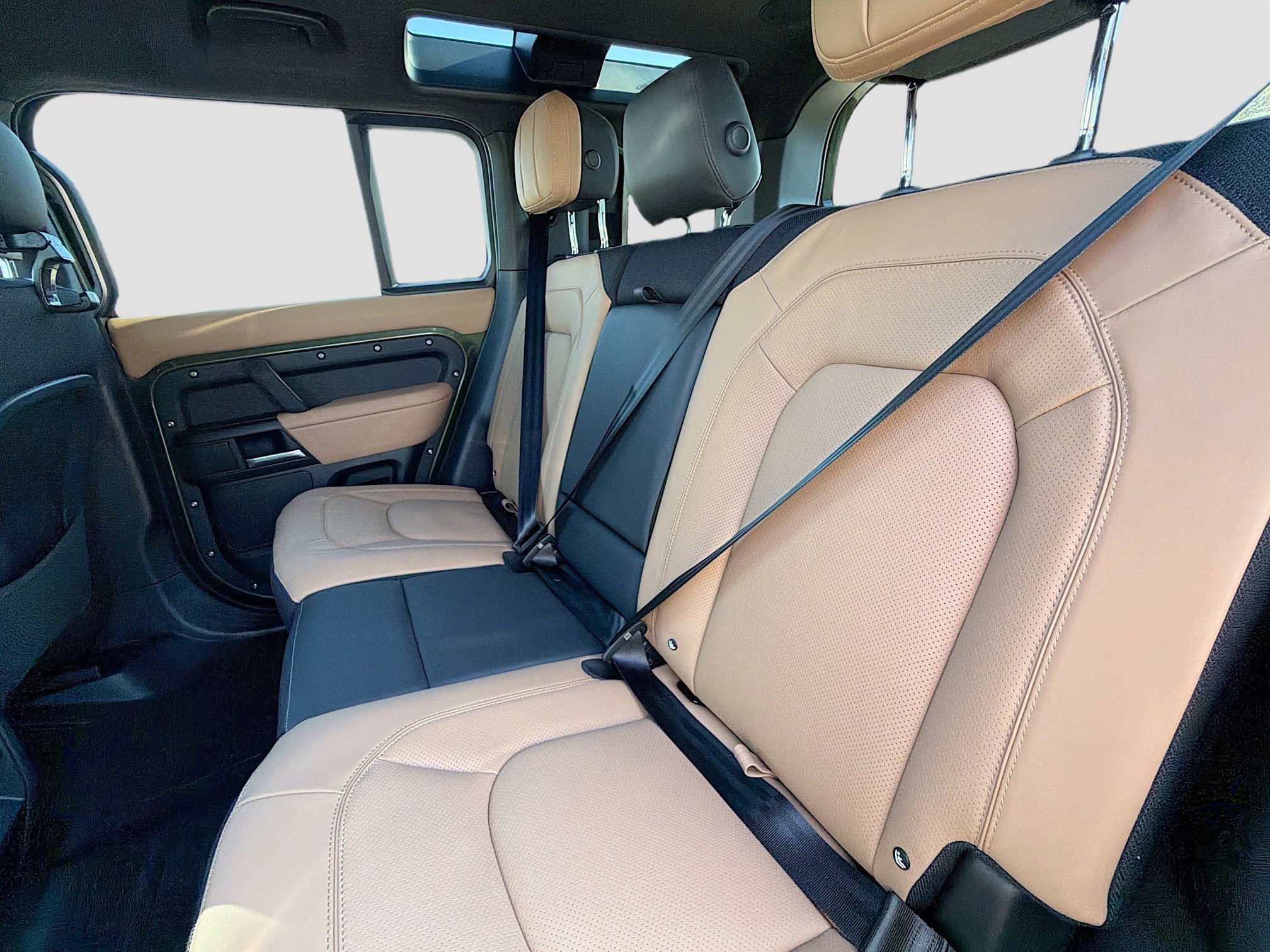 New 2026 Land Rover Defender 110 X AWD/4WD image 21