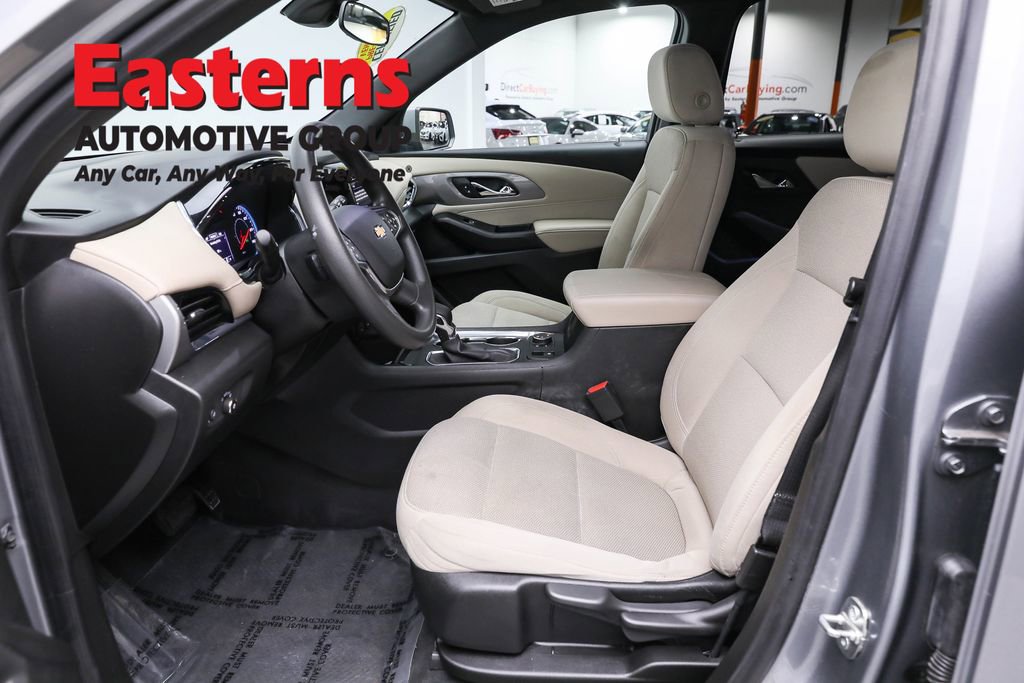 Used 2023 Chevrolet Traverse LS w/ Safety Package image 14