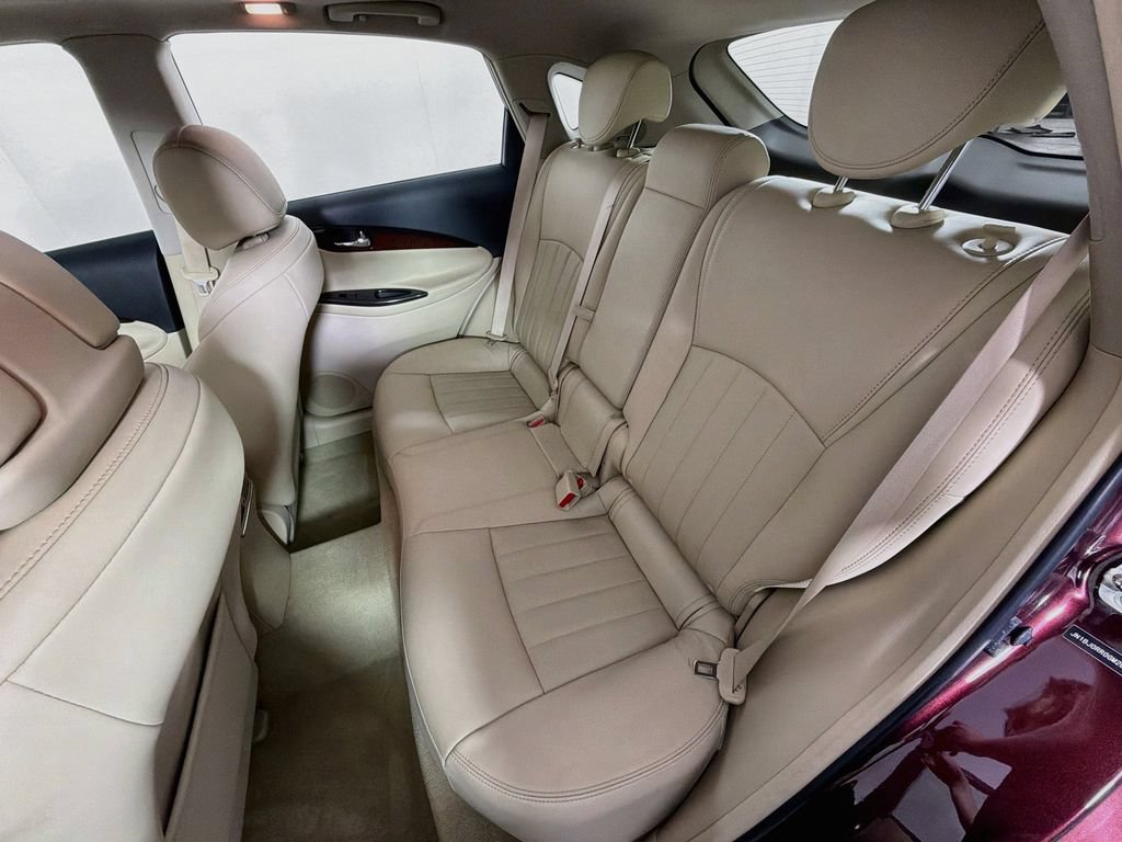 Used 2016 INFINITI QX50 AWD w/ Deluxe Touring Package image 26