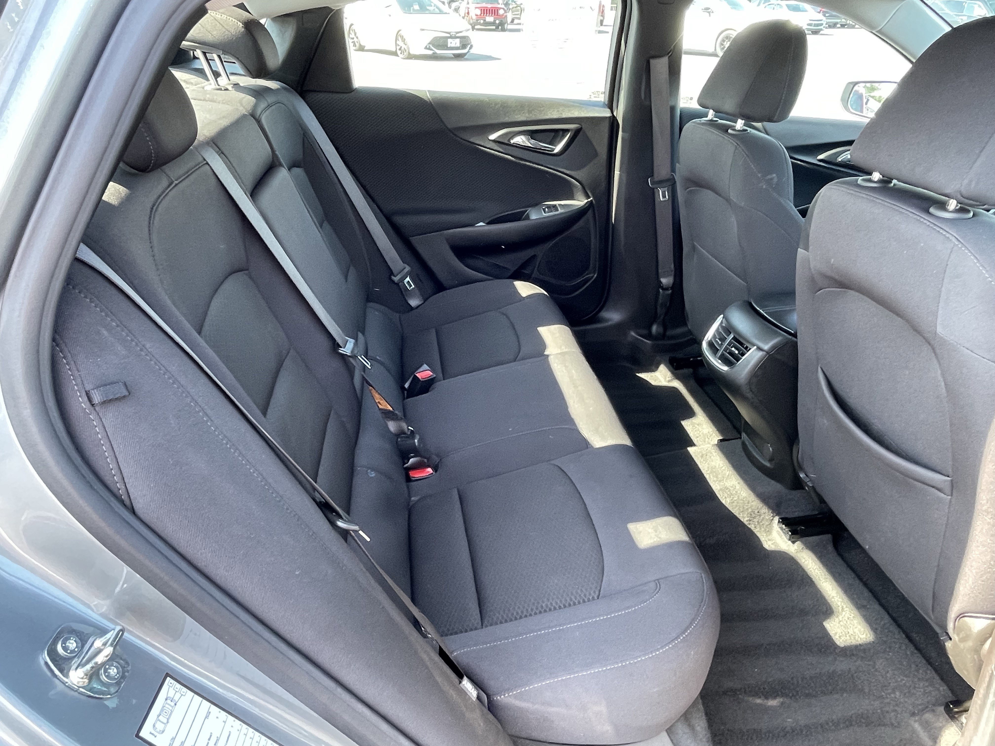 Used 2024 Chevrolet Malibu LT image 37