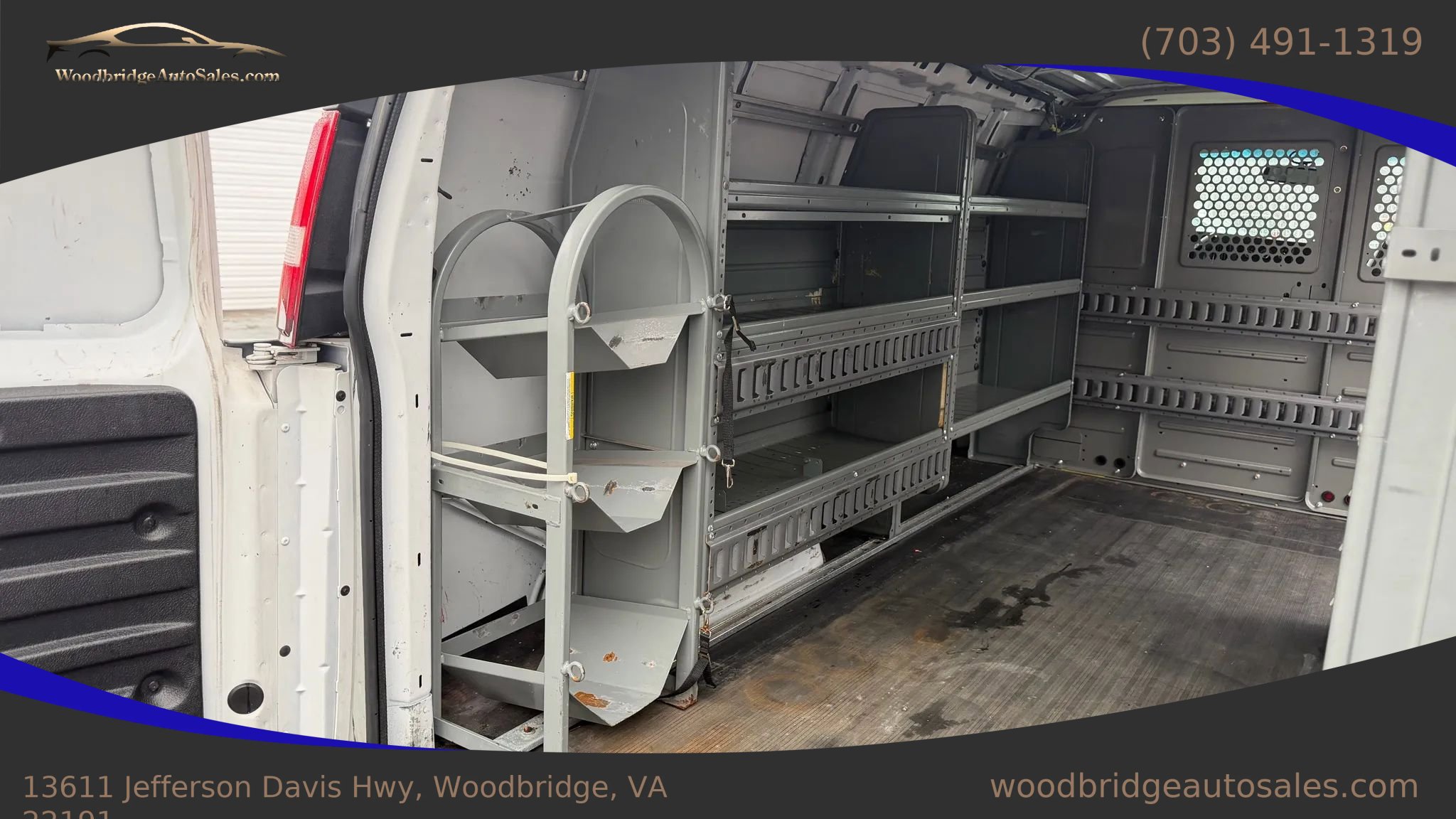 Used 2019 Chevrolet Express 2500 Van 3D w/ Communications Package image 13