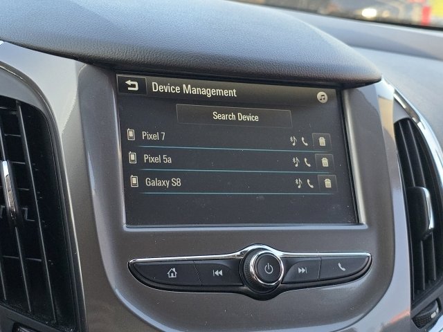 Used 2017 Chevrolet Cruze LT w/ Convenience Package image 3