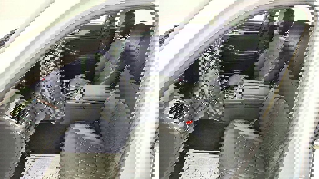 Used 2018 Genesis G80 3.8 w/ Option Group 02 image 21