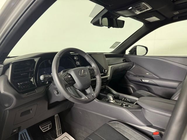 Used 2024 Lexus TX 500h AWD image 5