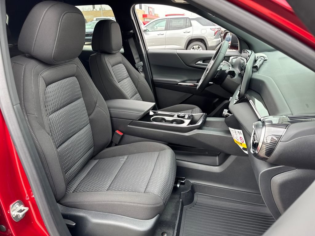 New 2026 Chevrolet Equinox LT w/ Safety and Technology Package image 12