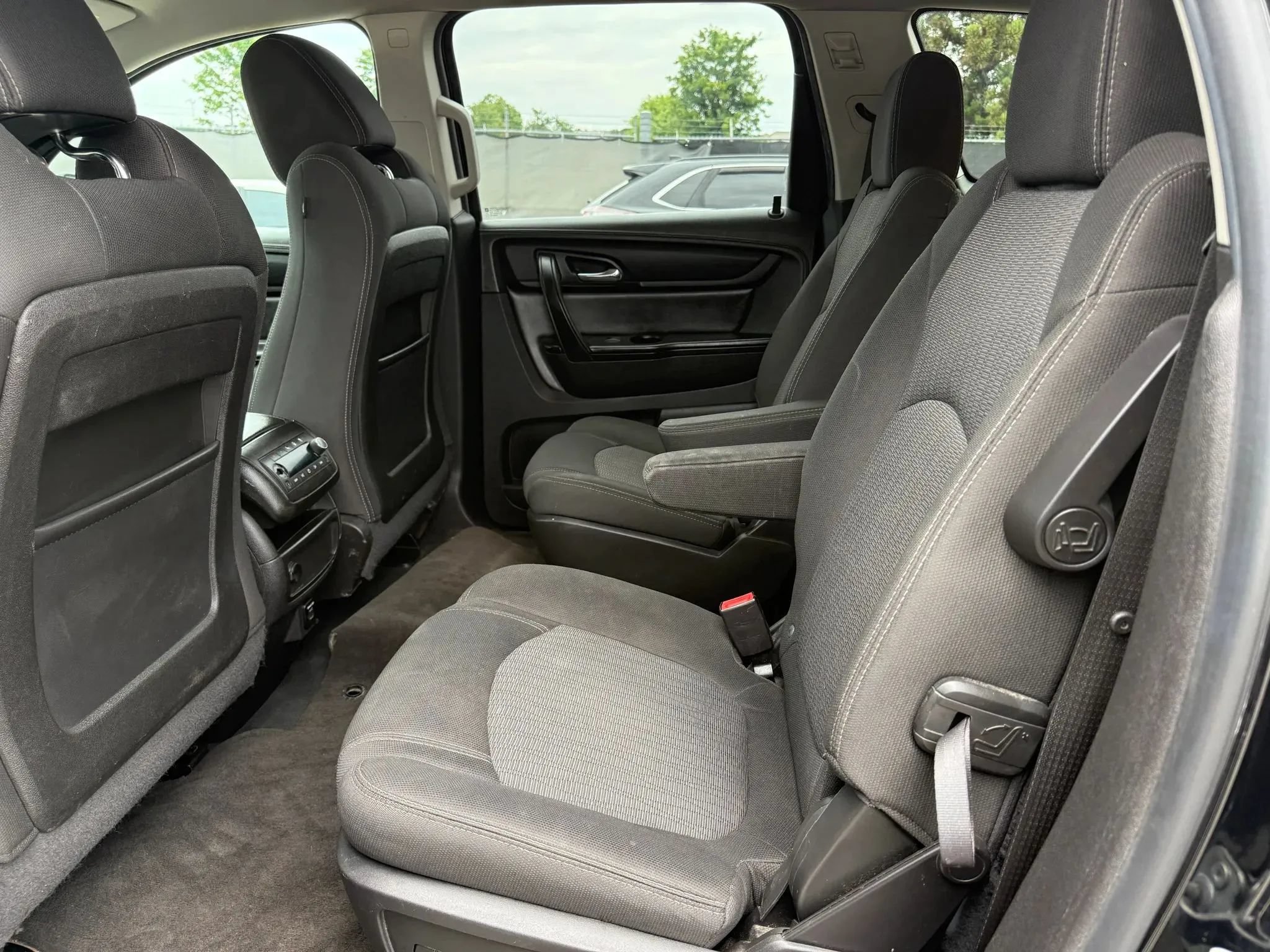 Used 2016 Chevrolet Traverse LT AWD/4WD image 21