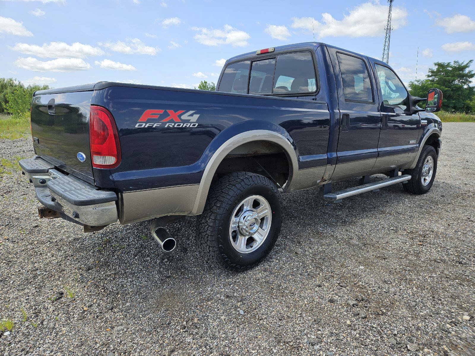 Used 2006 Ford F350 Lariat AWD/4WD image 7