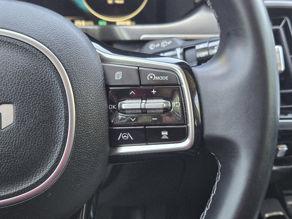 Used 2023 Kia Sorento SX image 29