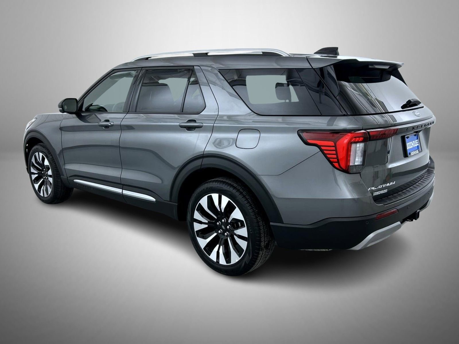 Used 2025 Ford Explorer Platinum w/ LUX Leather Package image 7