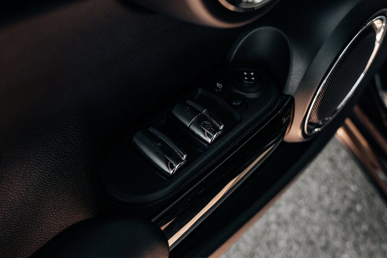 Used 2019 MINI Cooper John Cooper Works FWD image 20