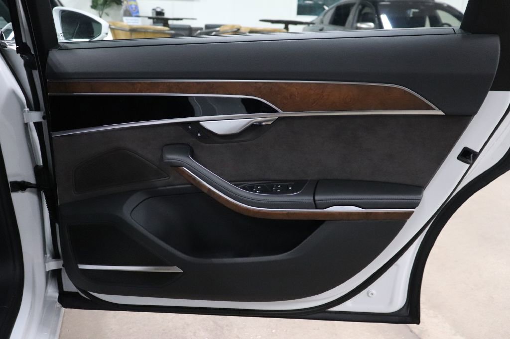 Used 2019 Audi A8 L 3.0T image 20