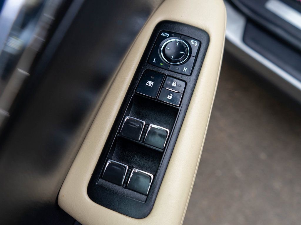 Used 2022 Lexus RX 350 AWD w/ Accessory Package (P1) image 17