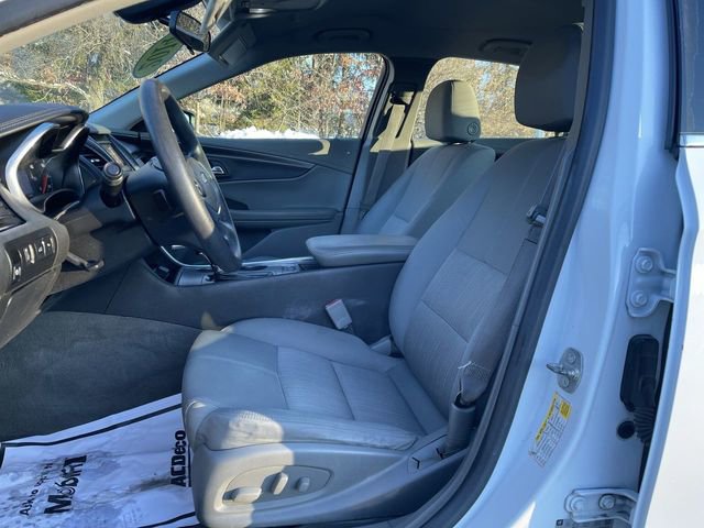 Used 2014 Chevrolet Impala LS w/ LS Convenience Package image 17