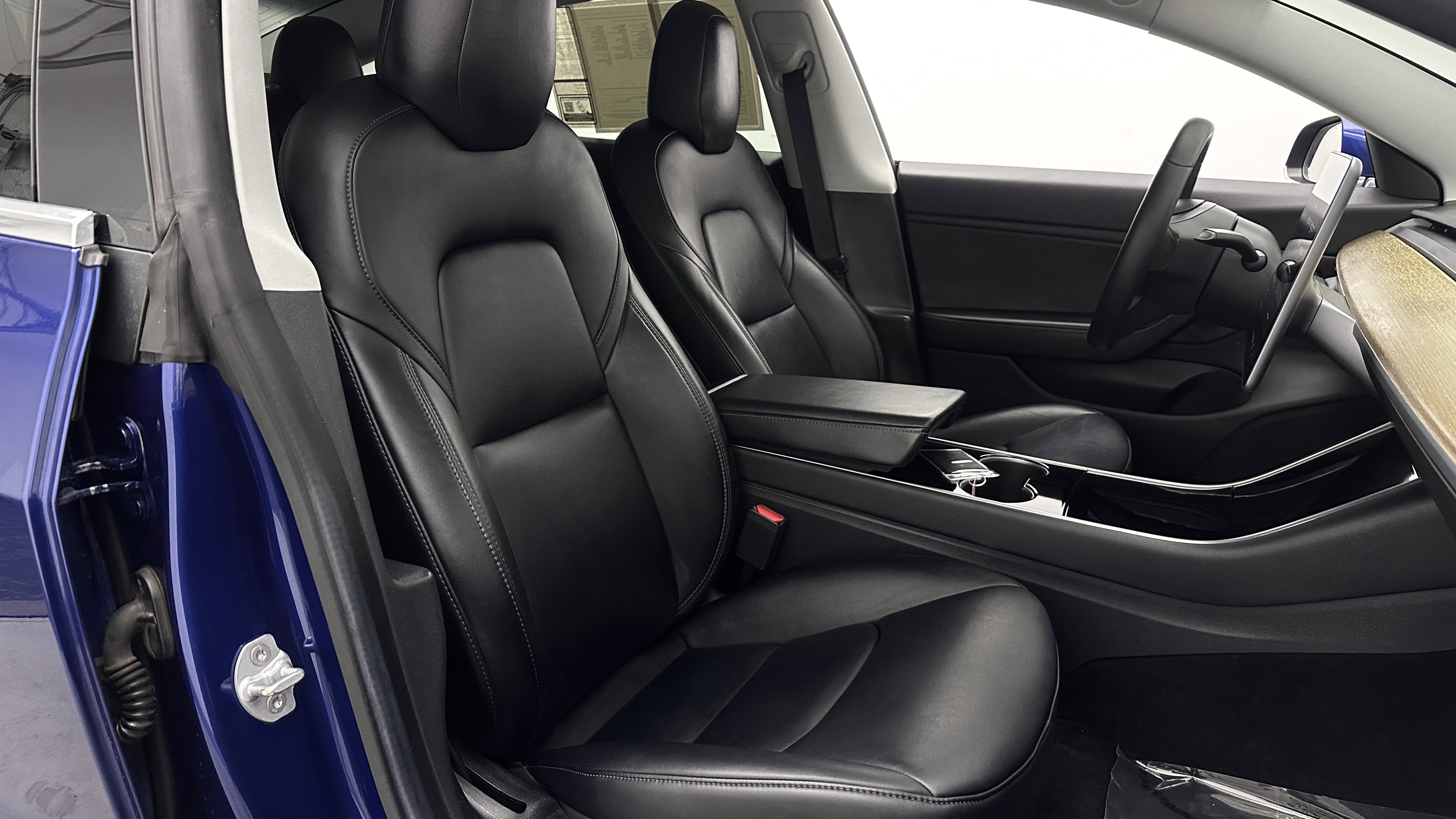 Used 2019 Tesla Model 3 Performance image 33