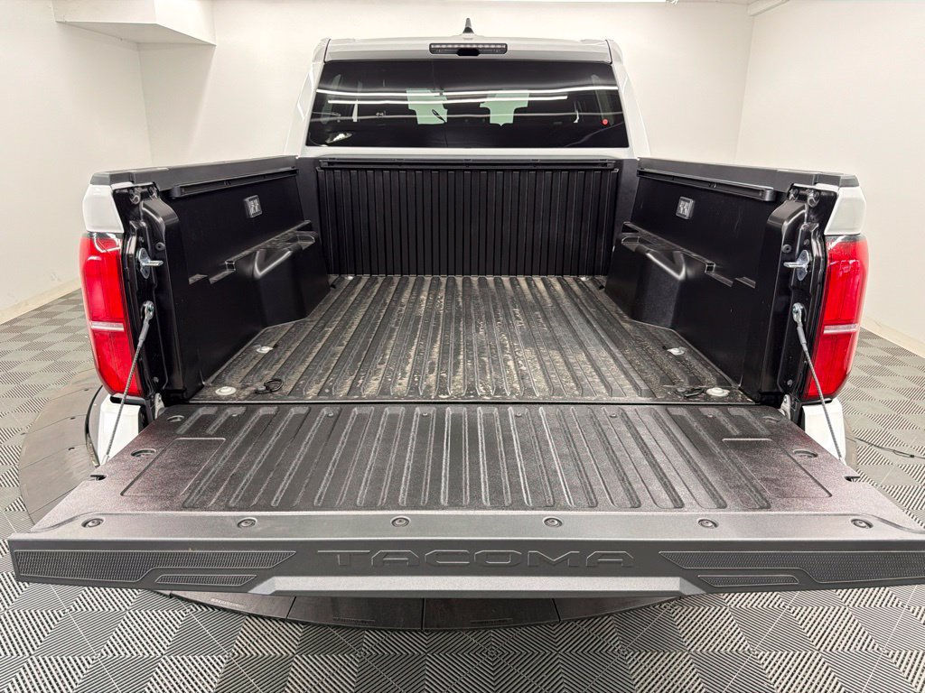 New 2026 Toyota Tacoma TRD Off-Road AWD/4WD image 14
