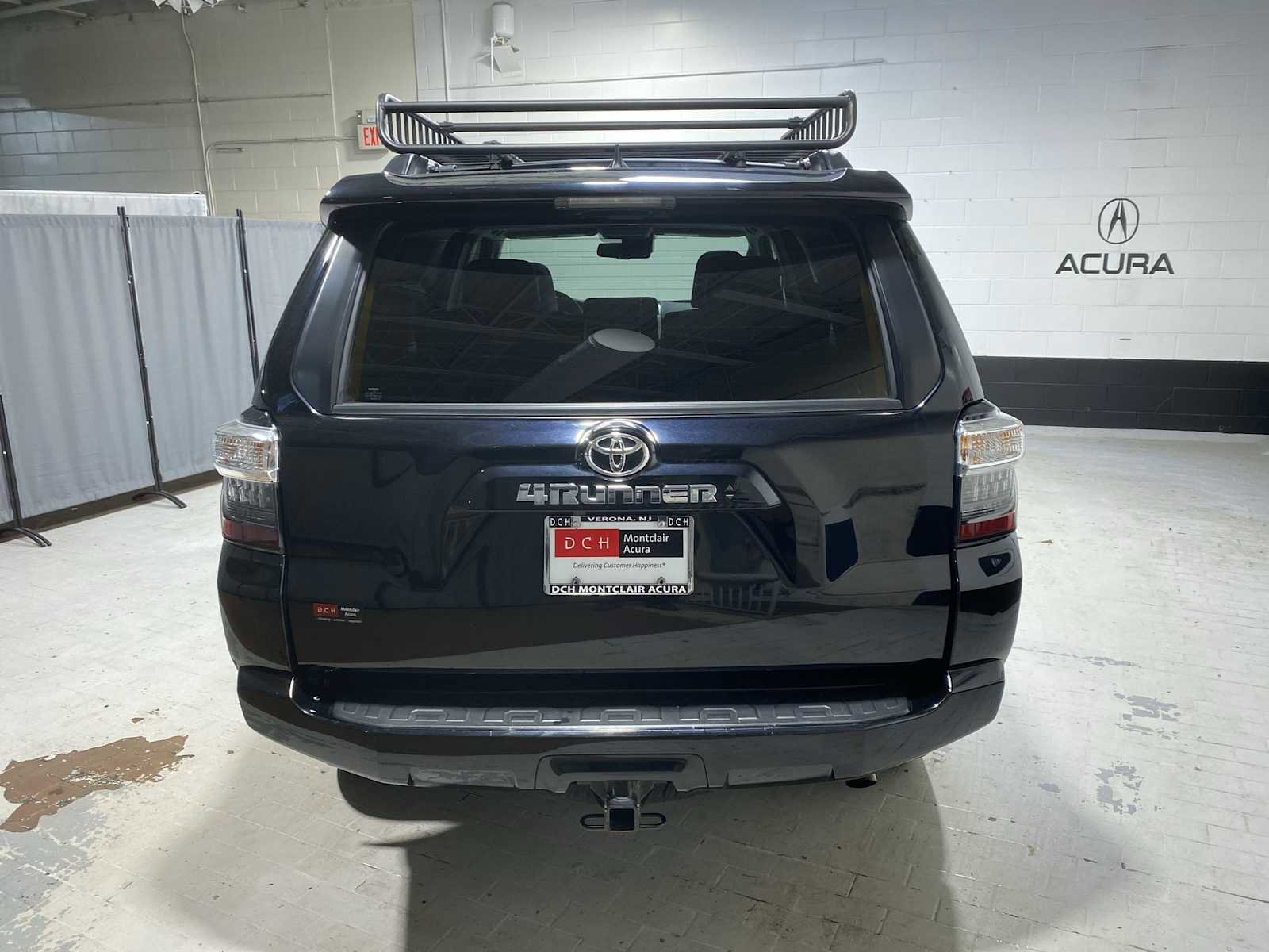 Used 2023 Toyota 4Runner SR5 Premium w/ Moonroof Package AWD/4WD image 5