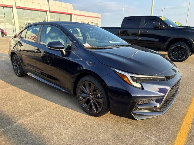 Certified 2026 Toyota Corolla SE w/ SE Package FWD image 11