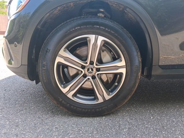 Used 2021 Mercedes-Benz GLC 300 image 10