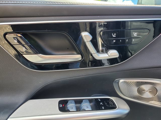 Used 2023 Mercedes-Benz GLC 300 4MATIC image 15