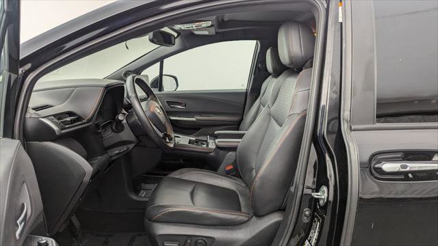 Used 2022 Toyota Sienna XSE w/ XSE Plus Package image 14