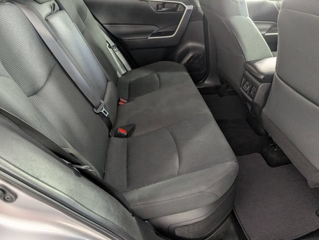 Used 2023 Toyota RAV4 LE AWD/4WD image 26