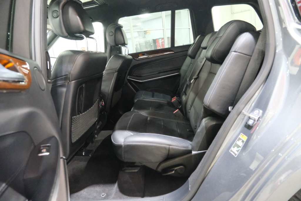 Used 2019 Mercedes-Benz GLS 550 4MATIC image 23