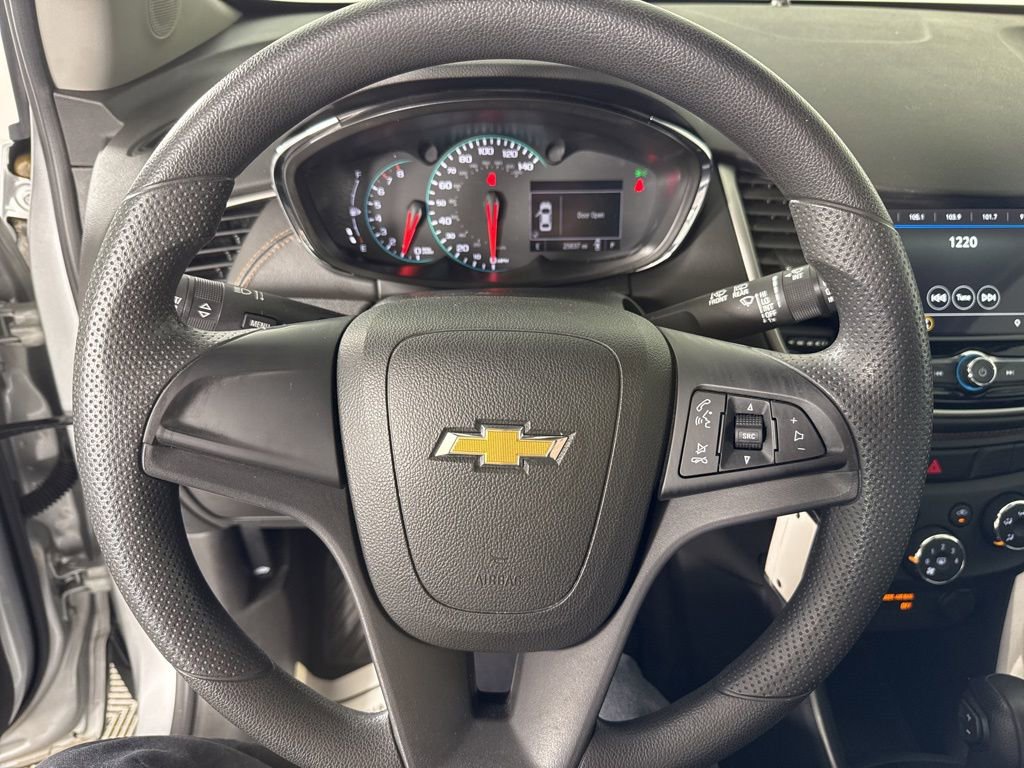 Used 2018 Chevrolet Trax LS image 23
