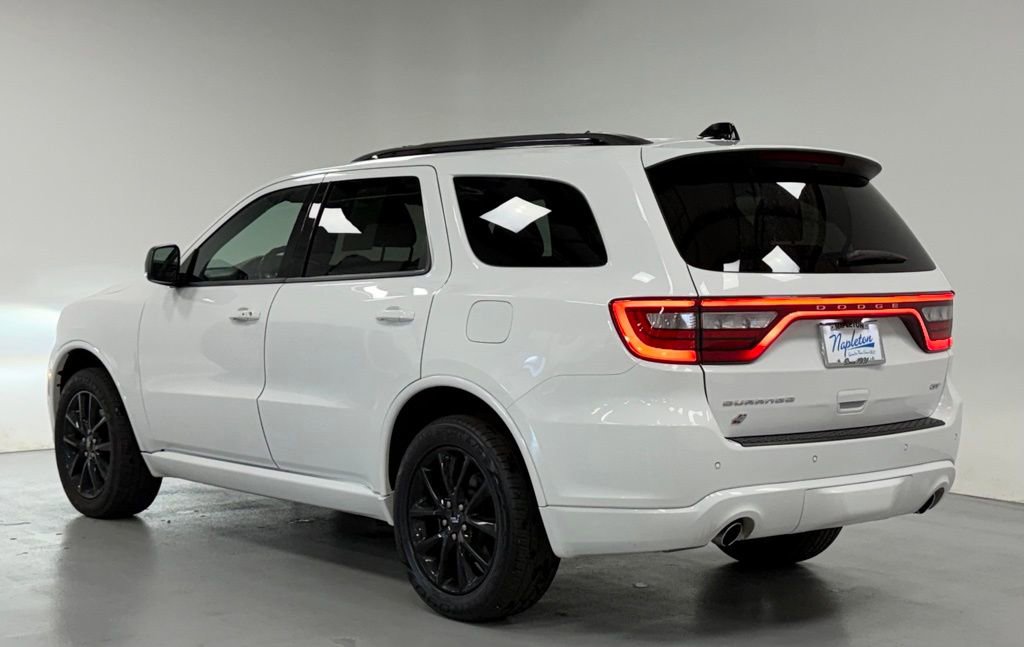 Used 2023 Dodge Durango GT image 3