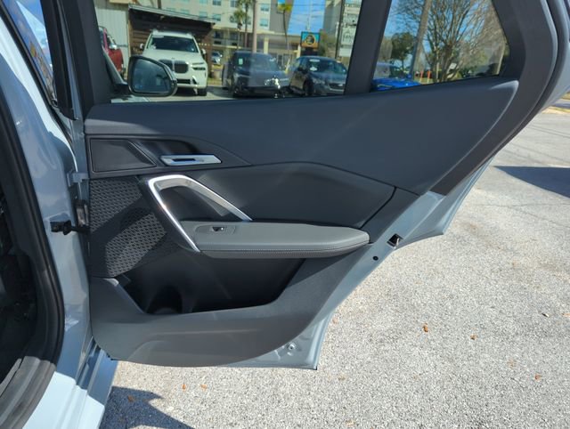 Used 2025 BMW X2 xDrive28i image 32