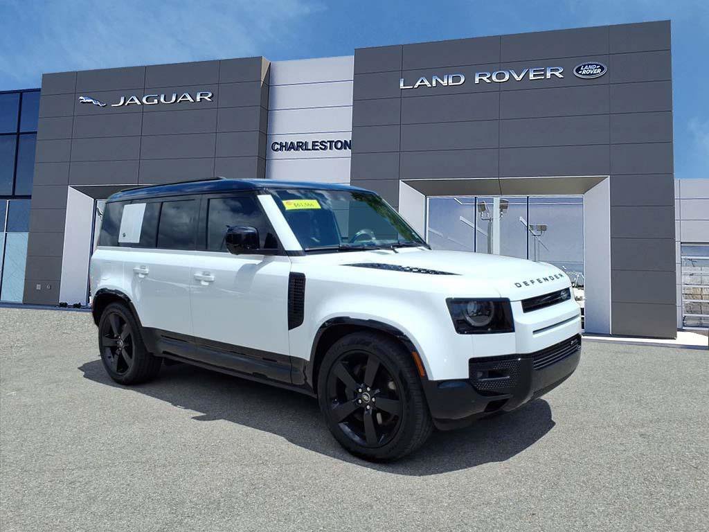 Used 2023 Land Rover Defender 110 X-Dynamic SE AWD/4WD image 7