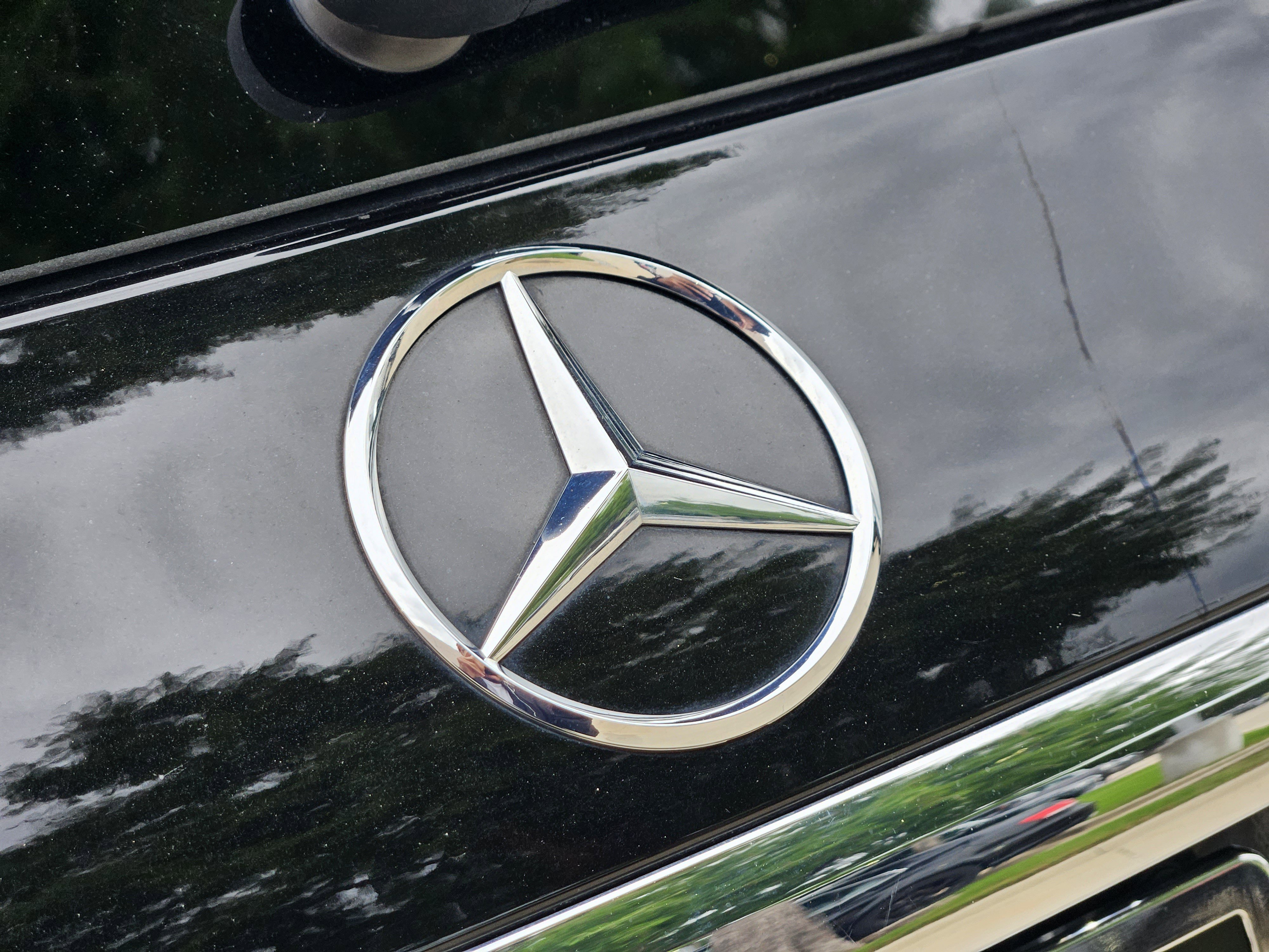 Used 2024 Mercedes-Benz GLS 63 AMG 4MATIC image 30