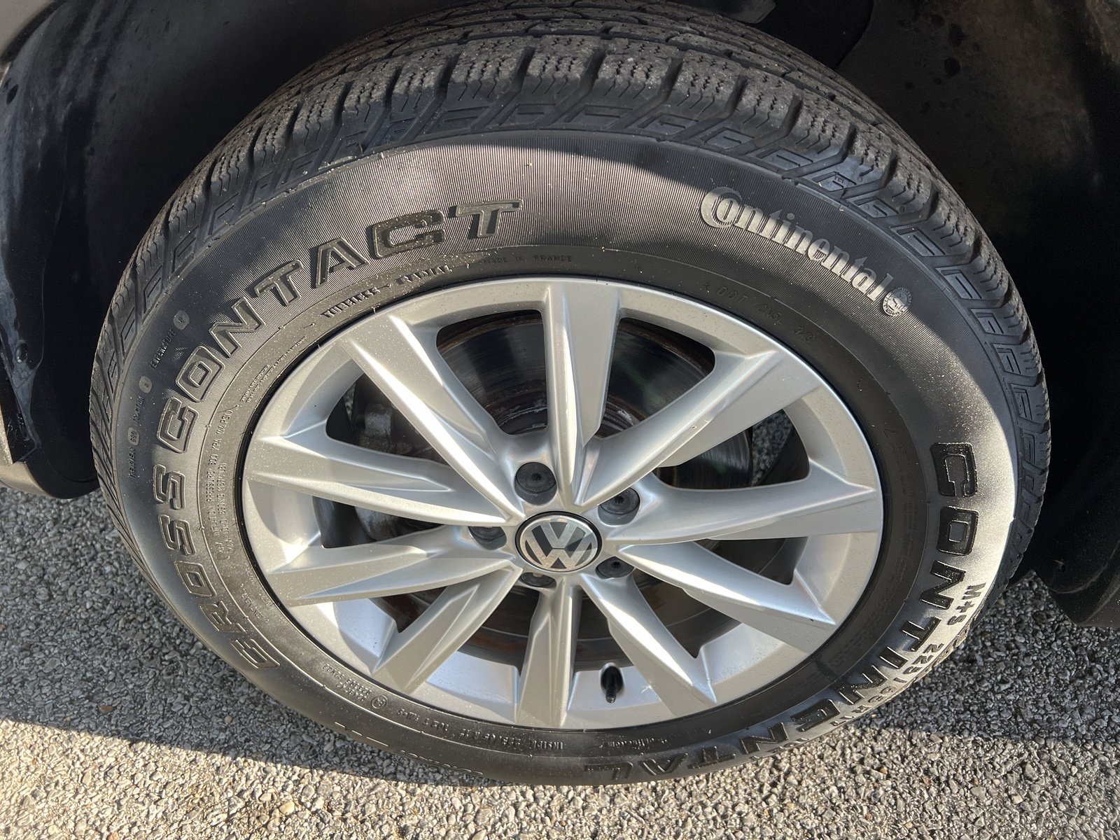 Used 2018 Volkswagen Tiguan Limited image 36