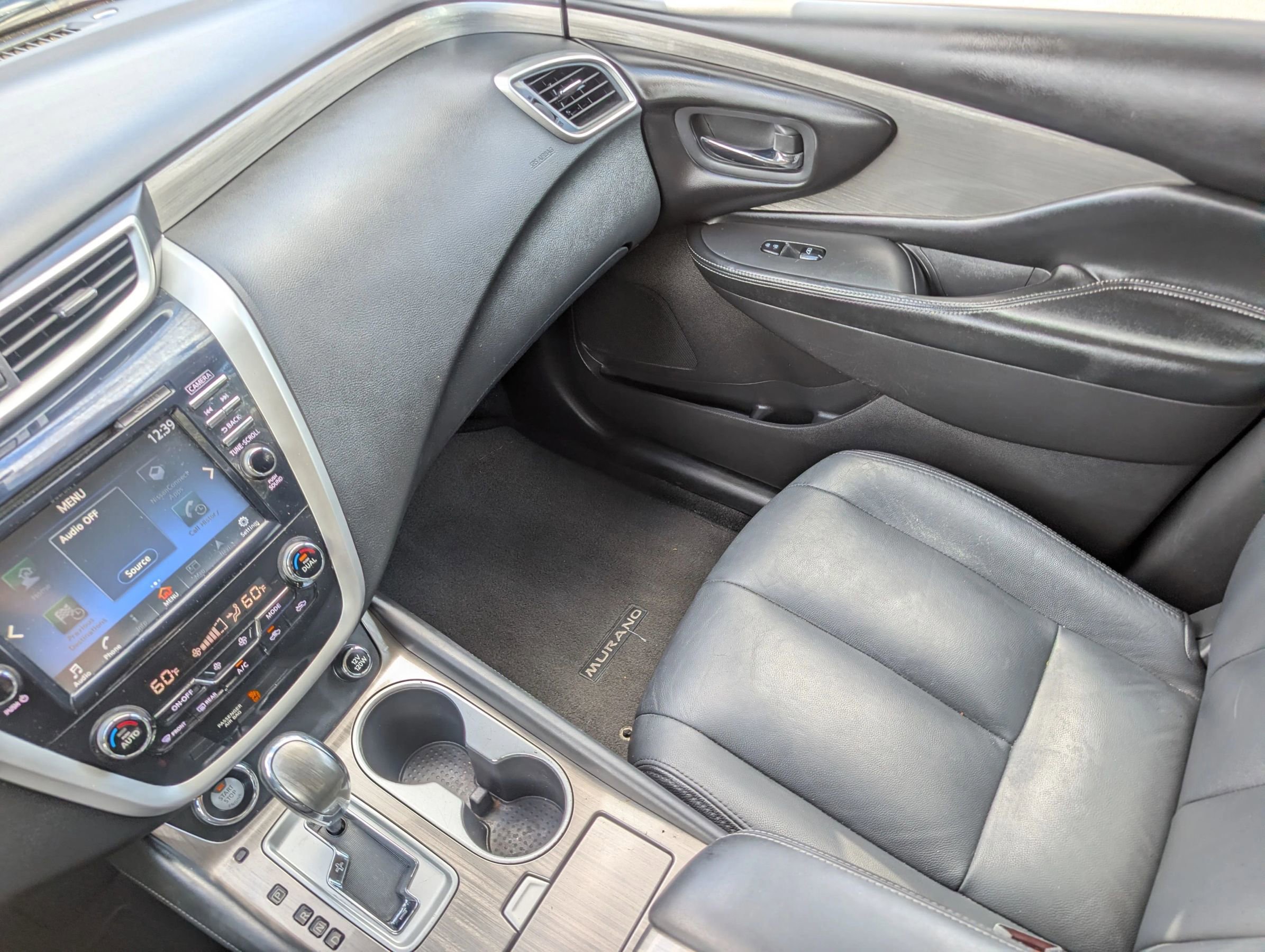 Used 2017 Nissan Murano SV image 28