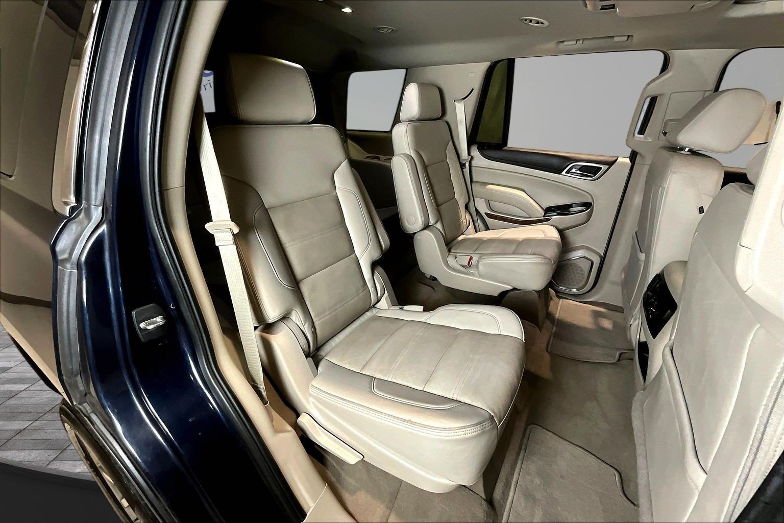 Used 2020 GMC Yukon Denali w/ Open Road Package AWD/4WD image 24