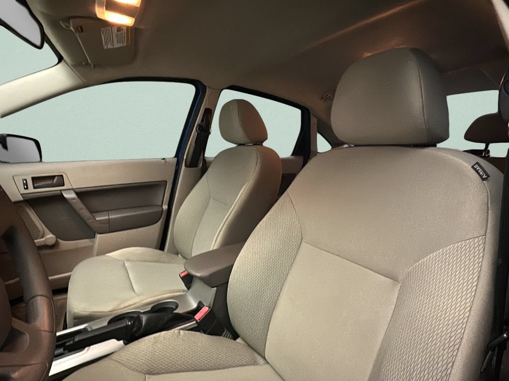 Used 2011 Ford Focus S FWD image 10