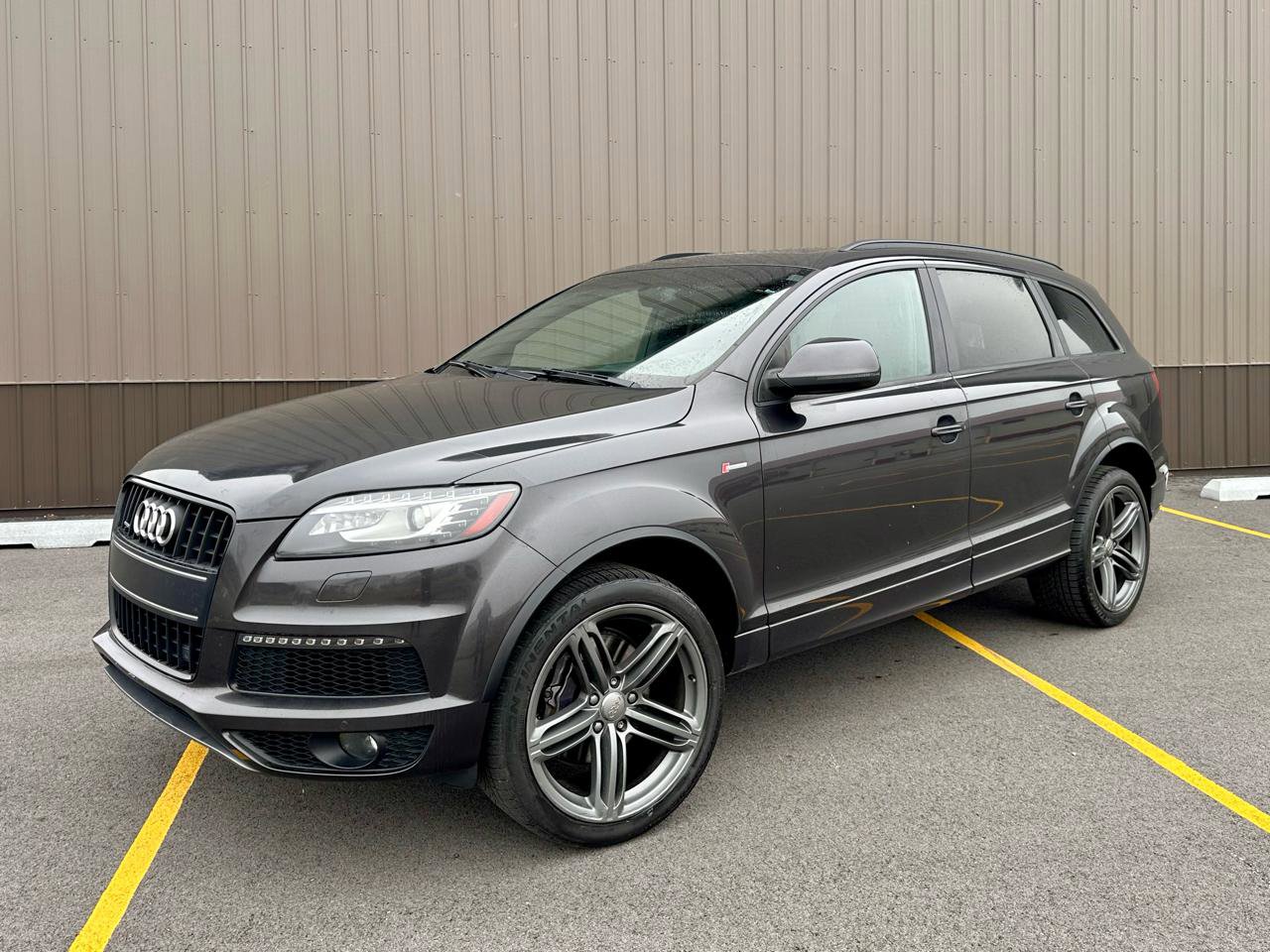 Used 2014 Audi Q7 3.0T S line Prestige w/ S Line Package image 1